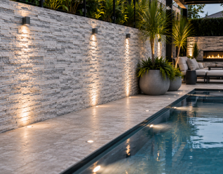 Swimming pool - Application of Stacked Stone